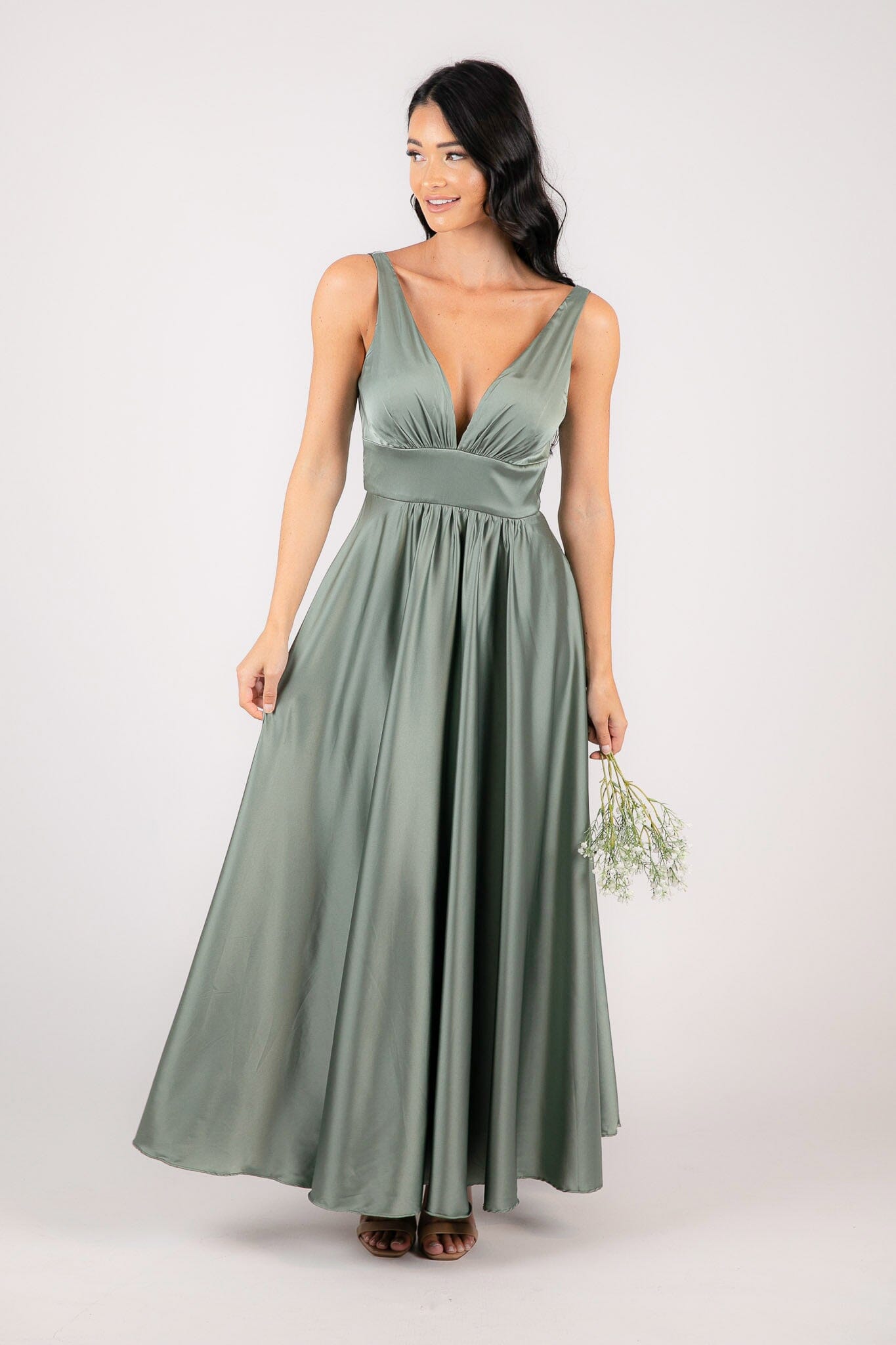 Sage green maxi dress uk online