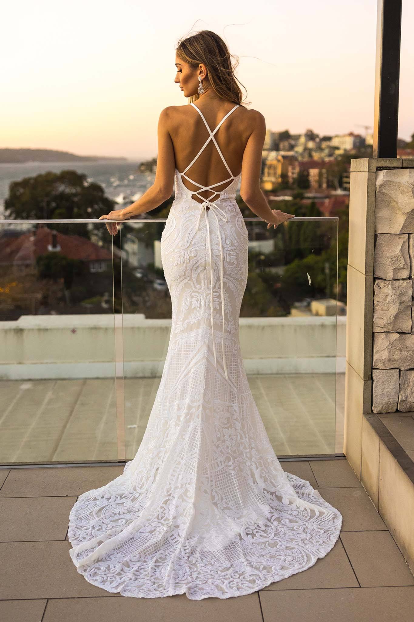 Open back 2025 lace gown