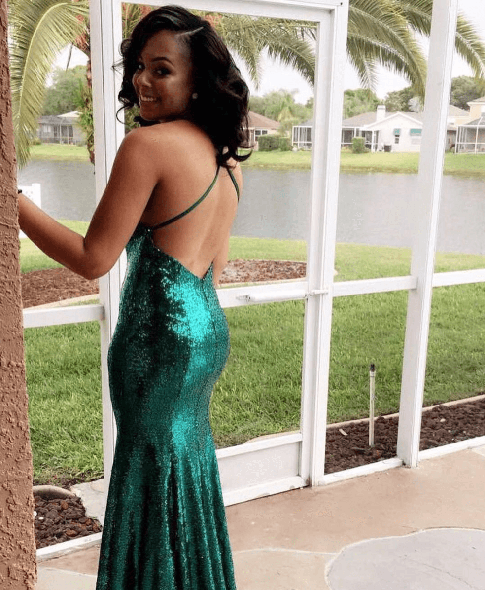 Green 2025 backless gown